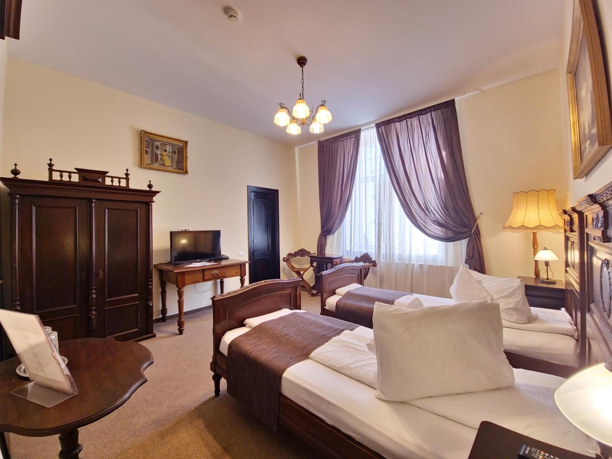 Residence Ambient Braşov Extérieur photo