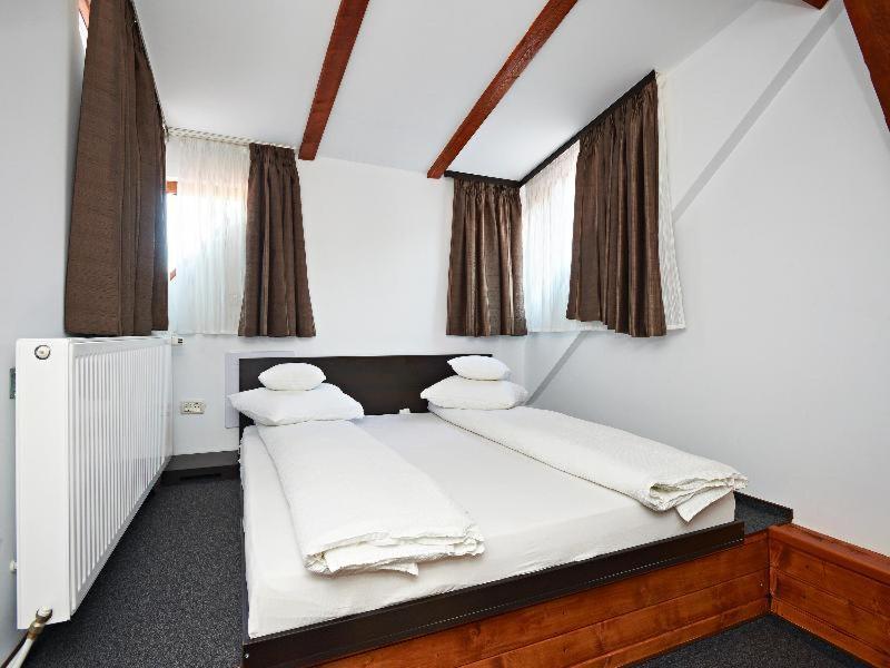 Residence Ambient Braşov Chambre photo
